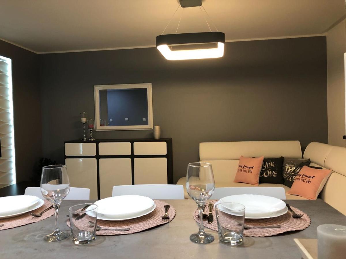 Ekskluzywny Apartament Joanna w centrum Bochni Bochnia Exteriör bild